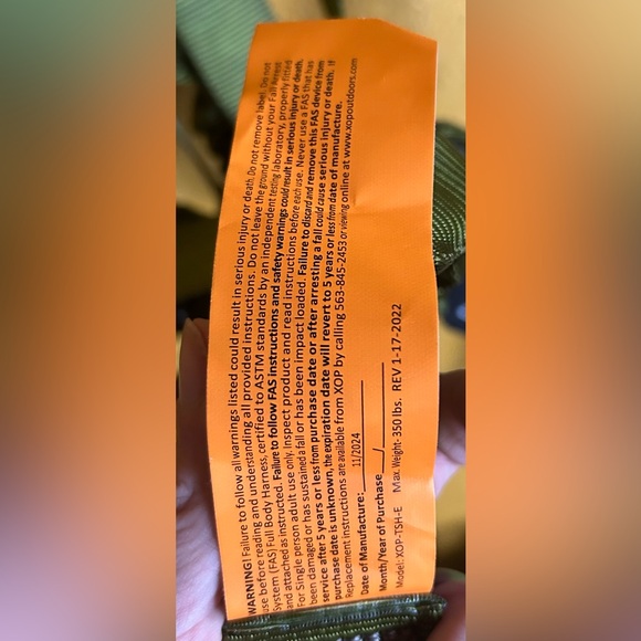 XOP full body treestand harness - Picture 7 of 8